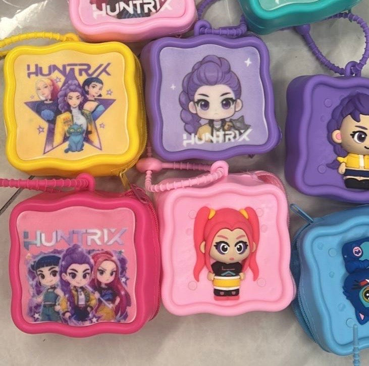 Hunter Coin Pouch | Silicone Rubber Zipper Wallet for Cash, Cards & Accessories - TAT 3 WEEKS