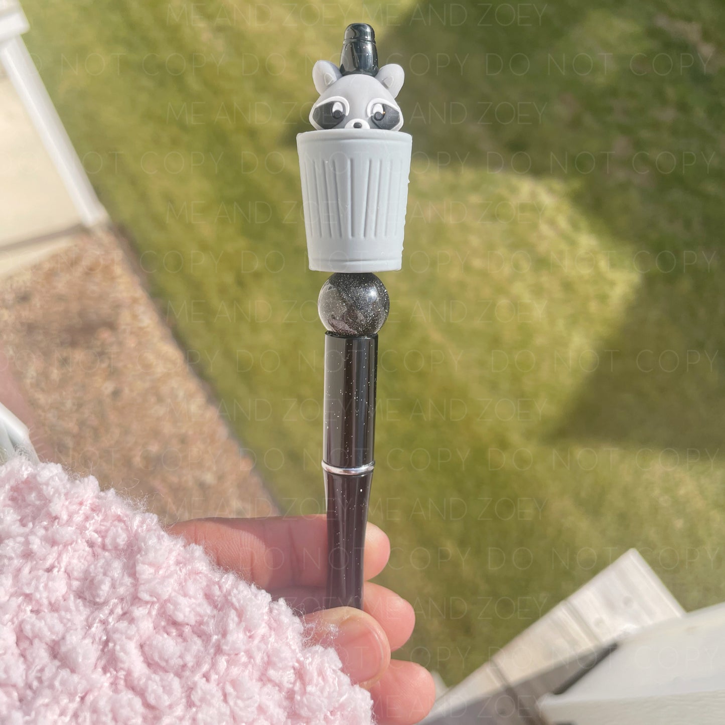 Trash Panda Beadable Pens (Includes 1 Refill)