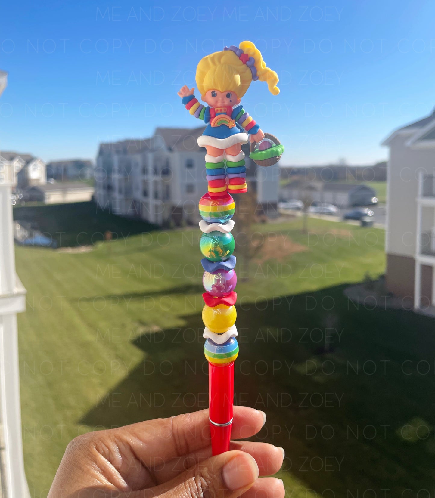 Rainbow Girl Beadable Pens (Includes 1 Refill)