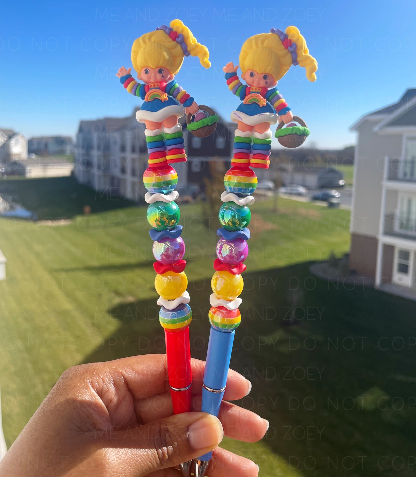 Rainbow Girl Beadable Pens (Includes 1 Refill)