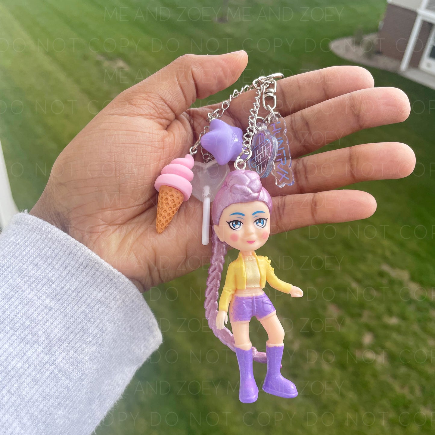 Huntr!x Junk Keychain