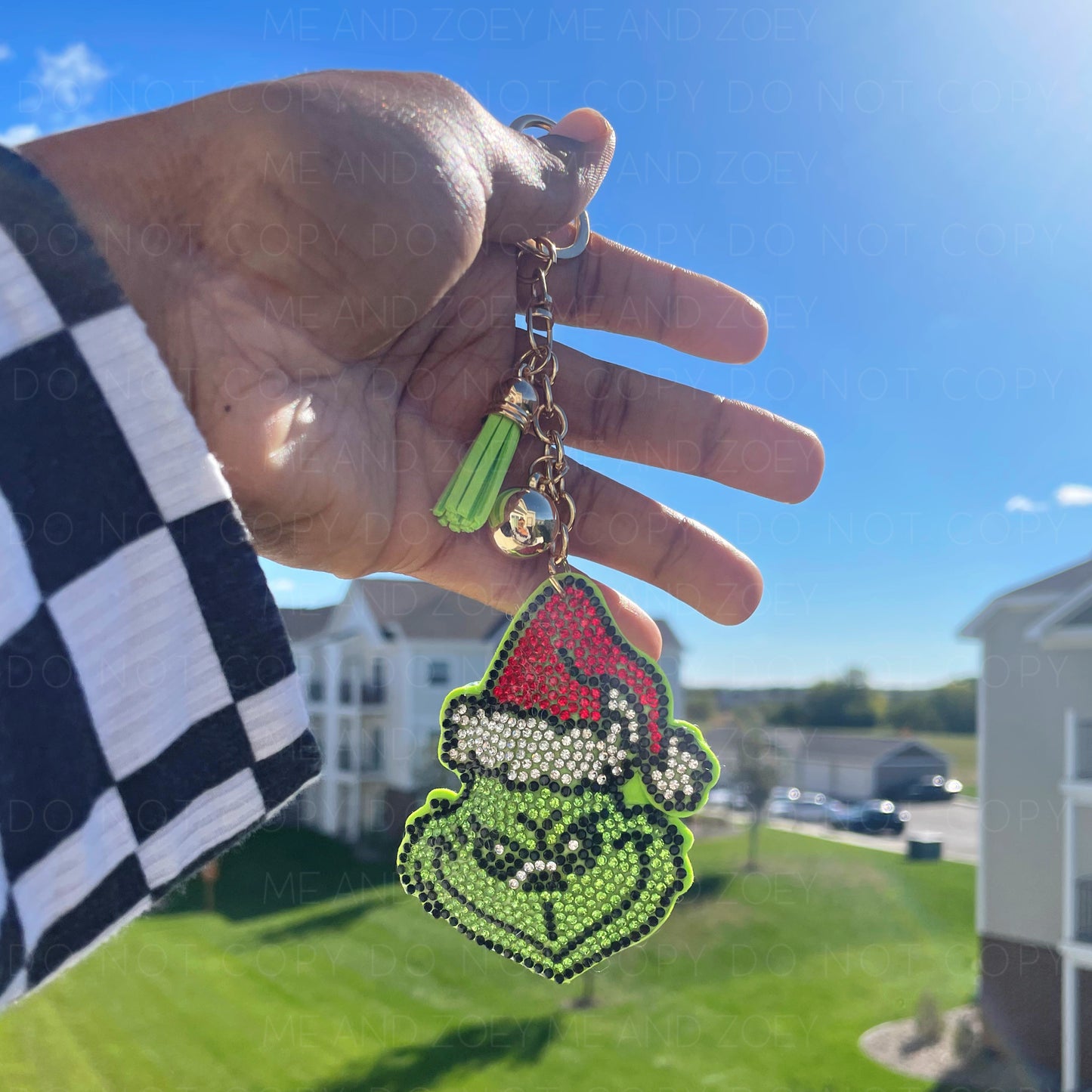 Sparkly Bling Tassel Keychain – Cute Accessory for Bags, Keys & Giftst